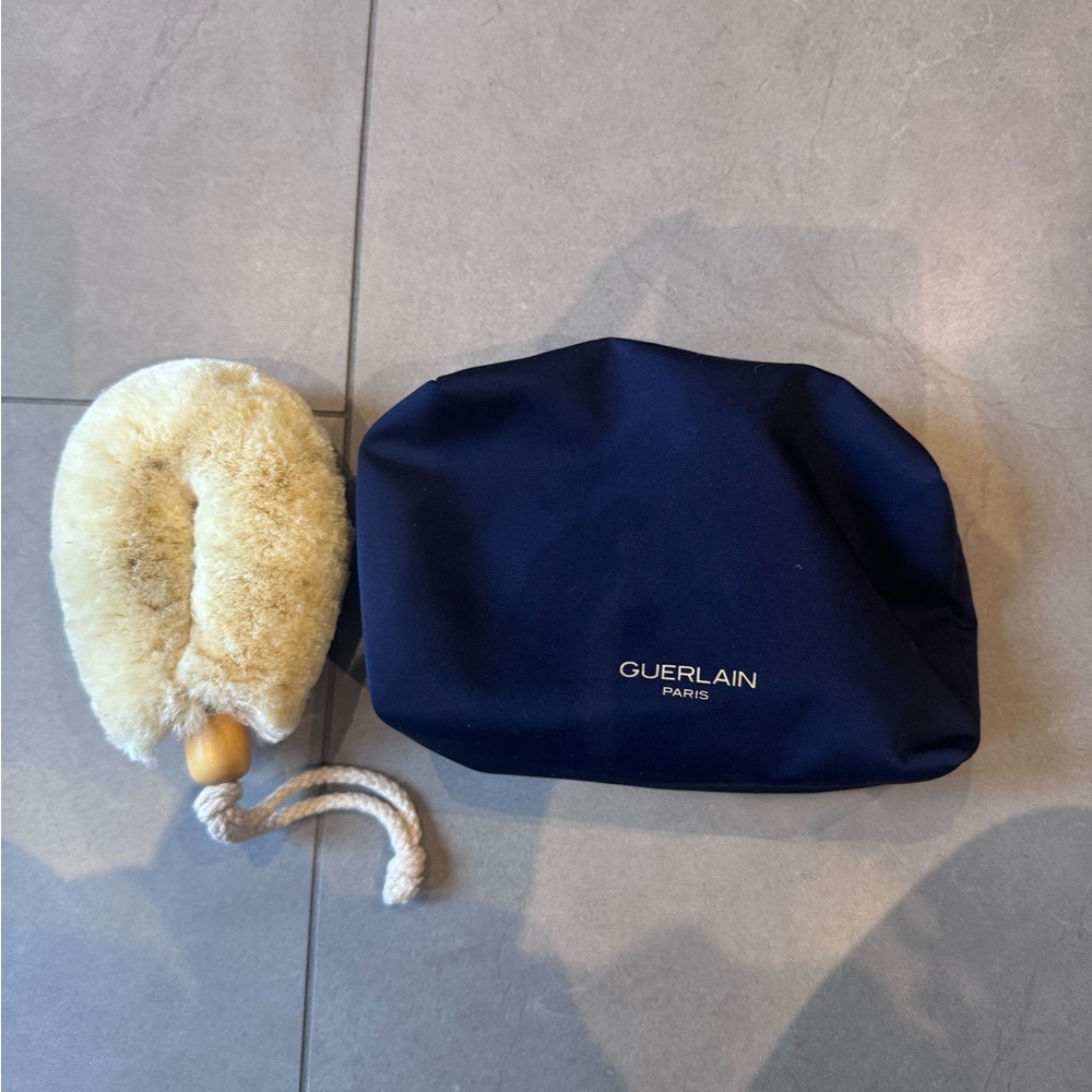 Guerlain Pouch and Dry Brush